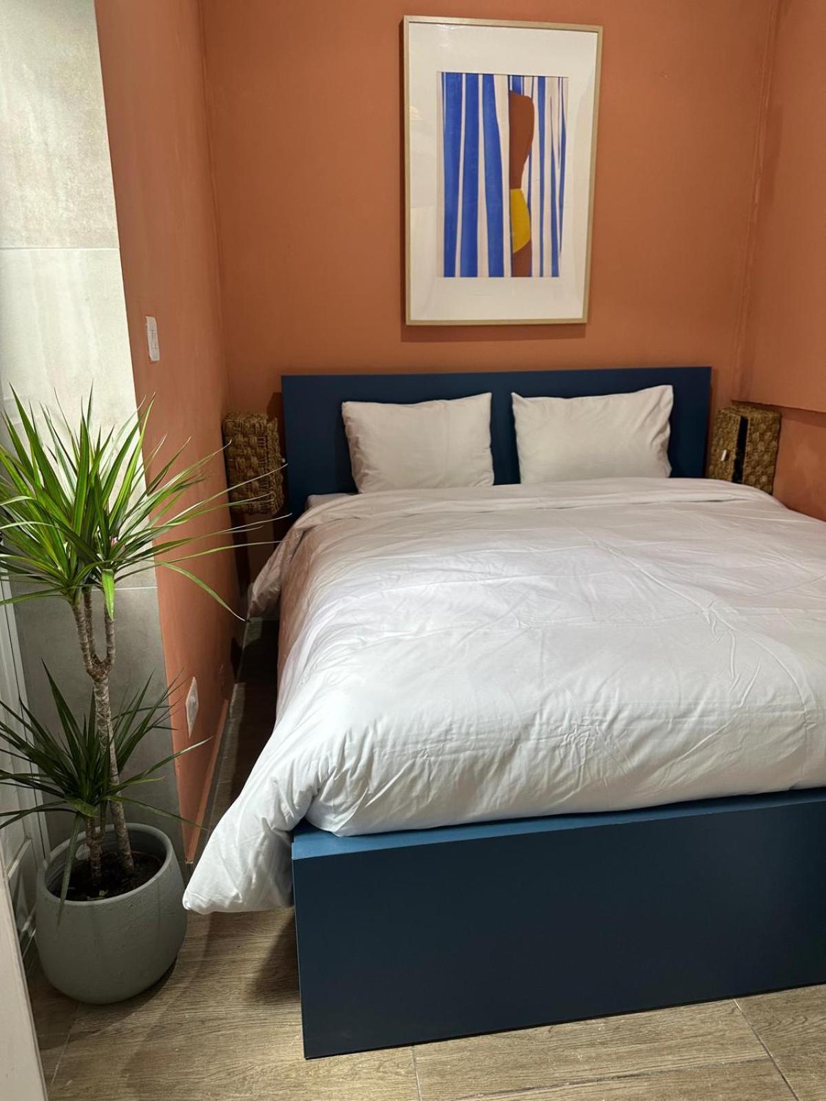 Hostel Follow The Sun Boutique - Pool, Breakfast & Sea Views Saint Julian's