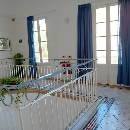 Follow The Sun Boutique Hostel - Pool, Breakfast & Sea Views Saint Julian's Exterior photo
