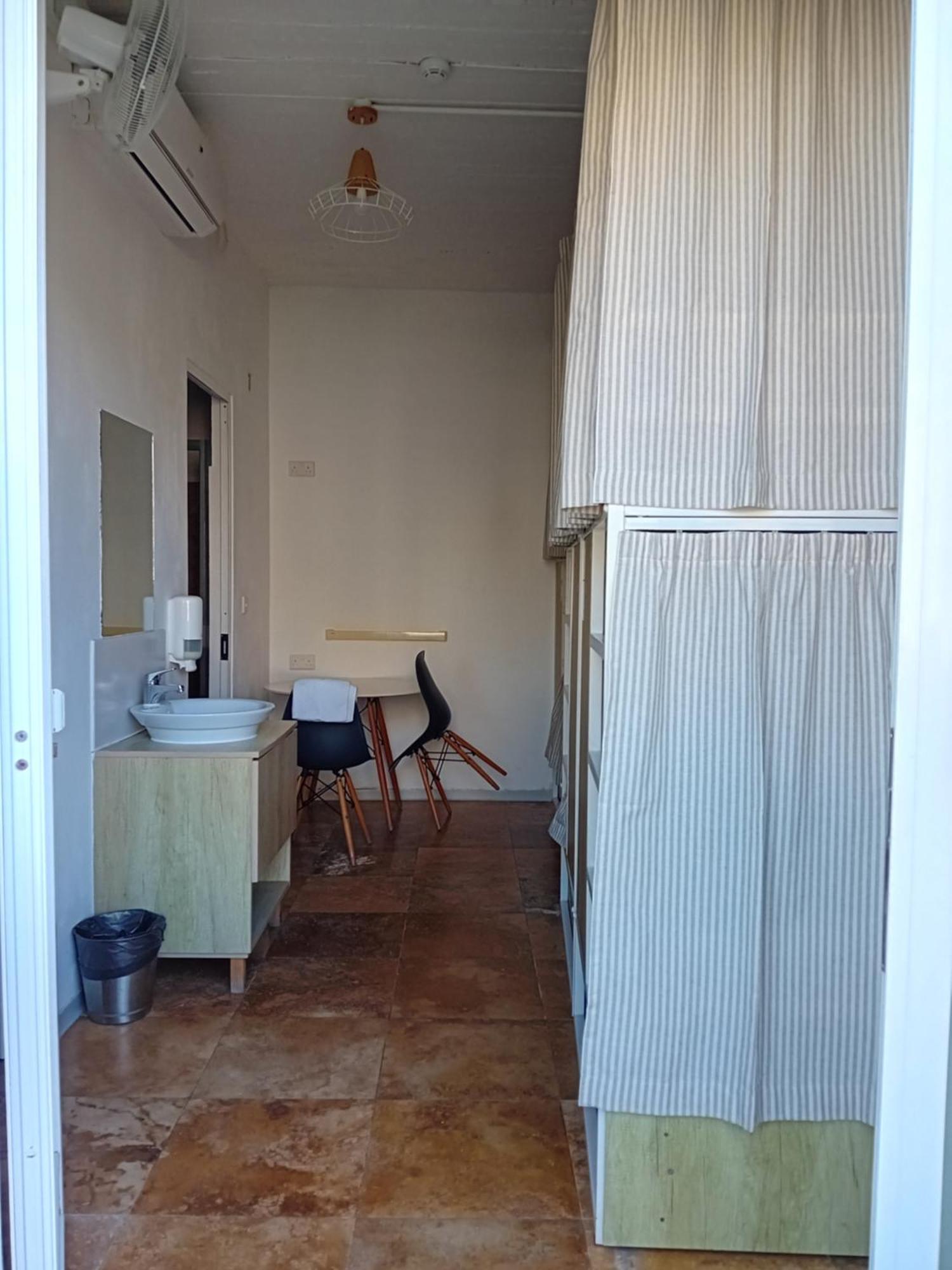 Follow The Sun Boutique - Pool, Breakfast & Sea Views