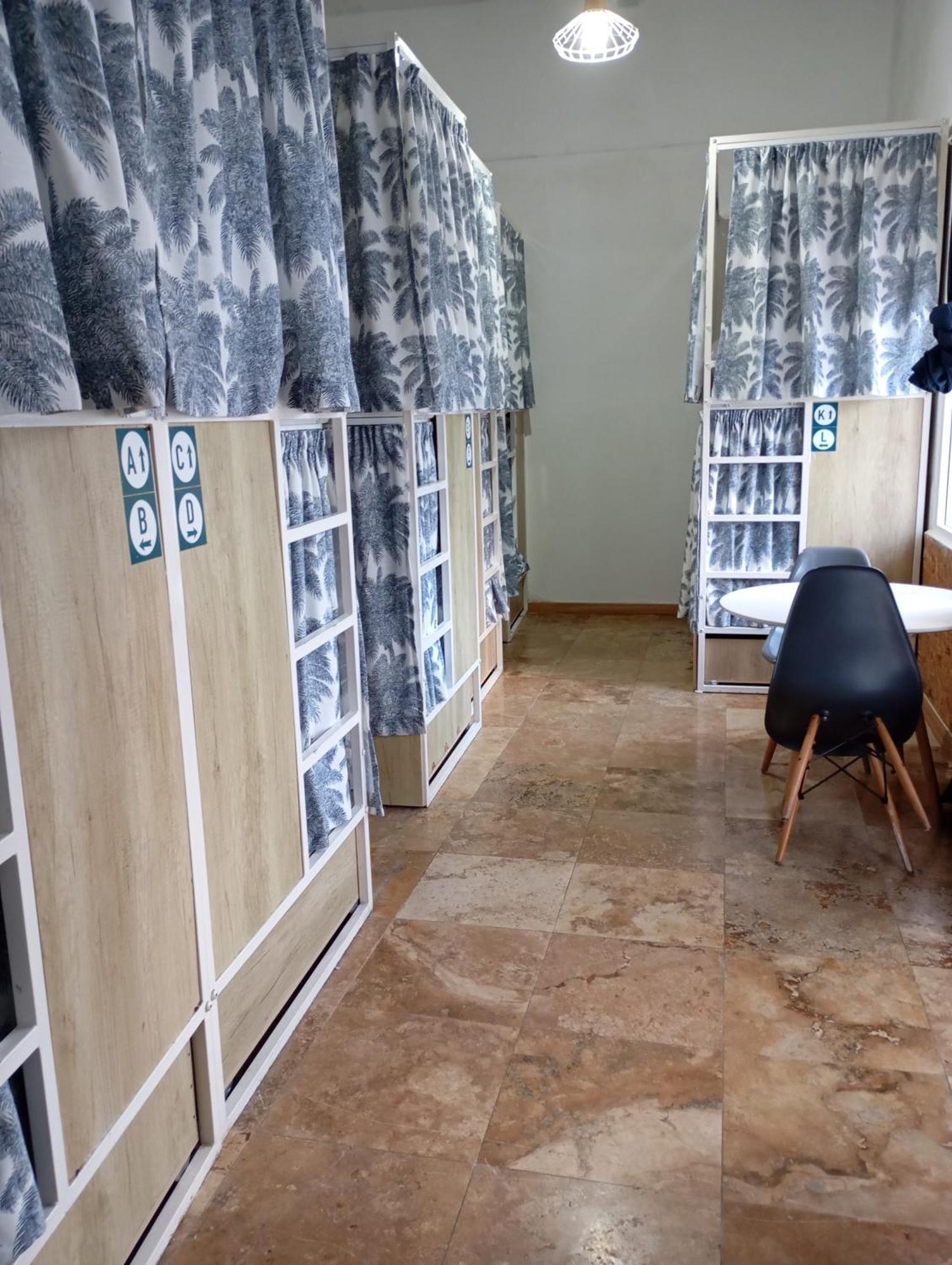 Follow The Sun Boutique - Pool, Breakfast & Sea Views *